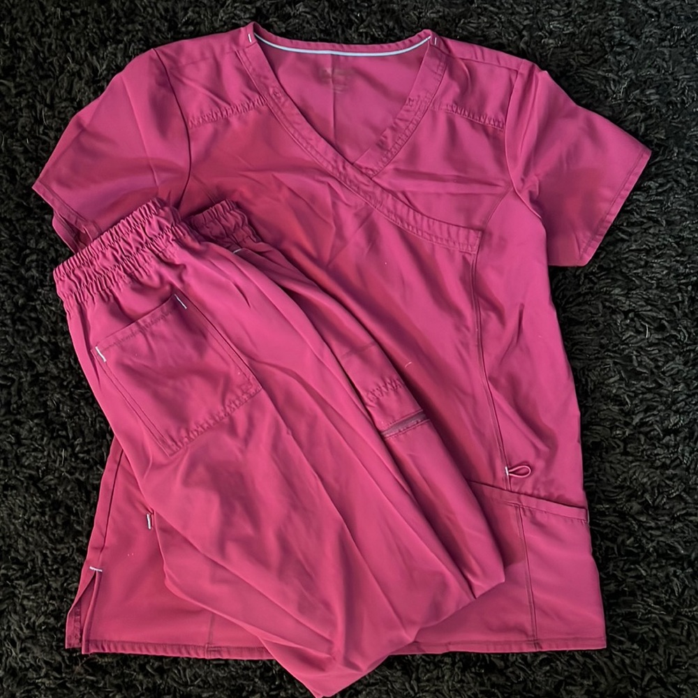Scrubstar scrub set